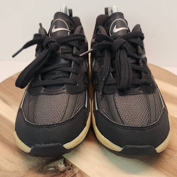 Nike Jam Black Gum - FN0314-002 Women's Size 9.5 - Picture 2 of 10